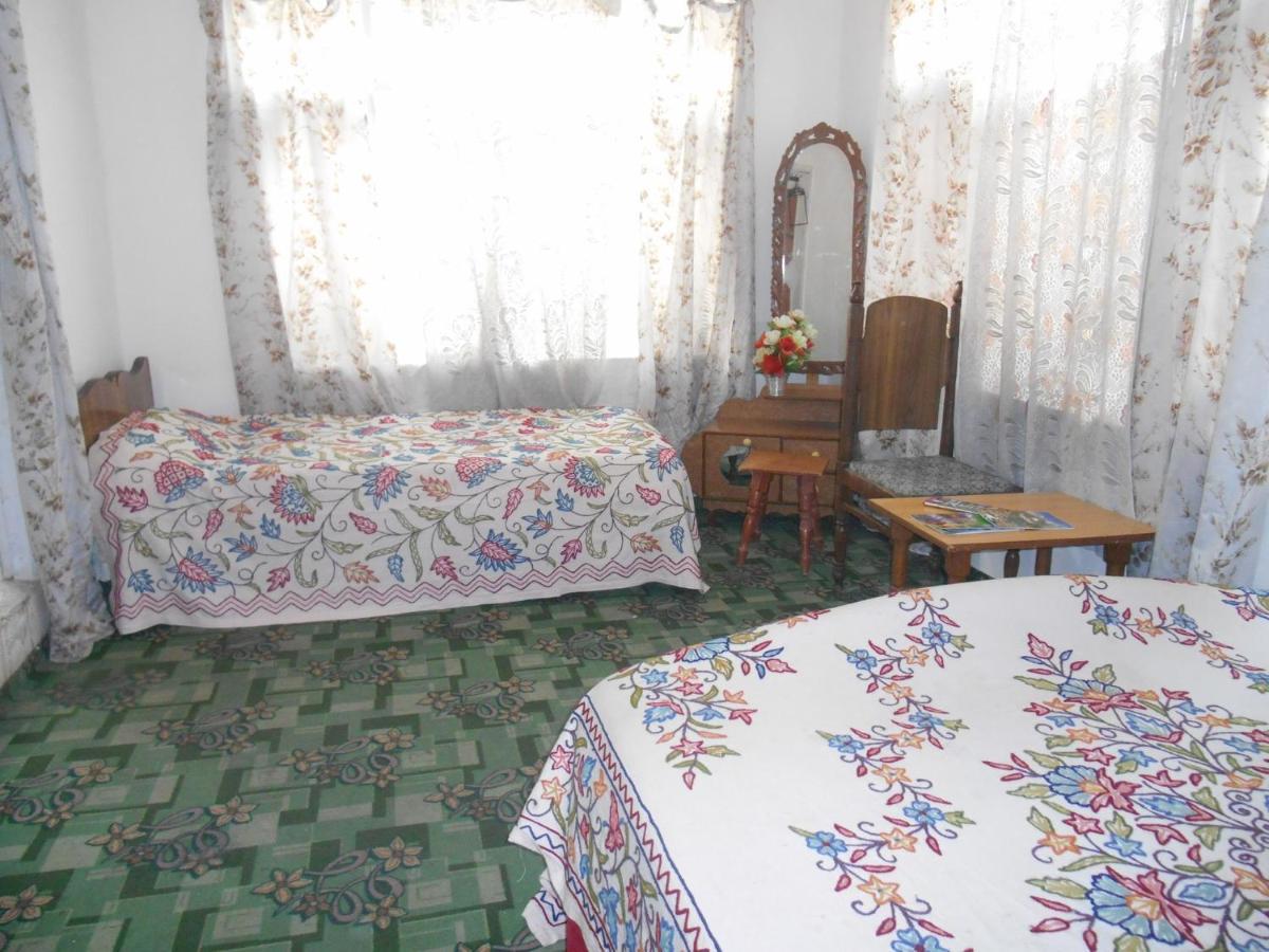New World Apartment Srinagar  Luaran gambar
