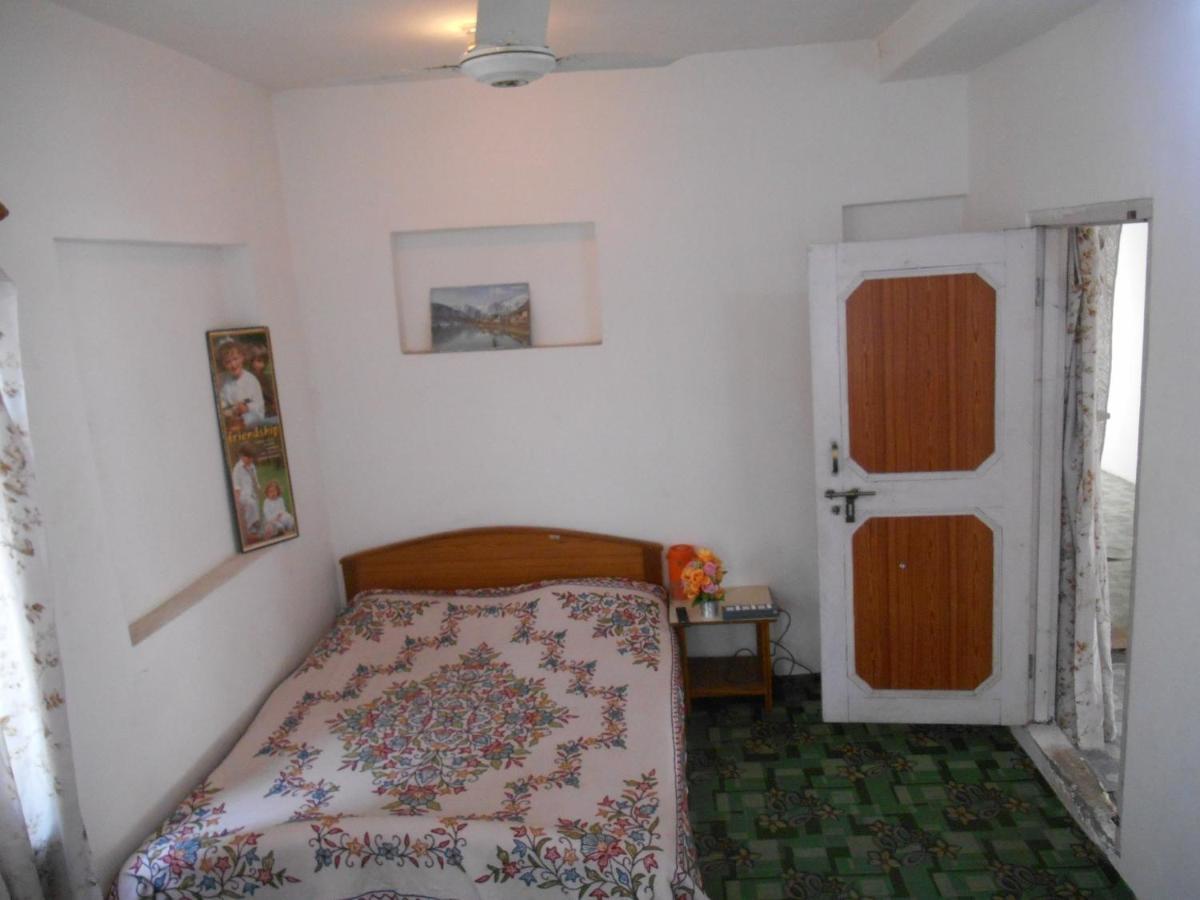 New World Apartment Srinagar  Luaran gambar