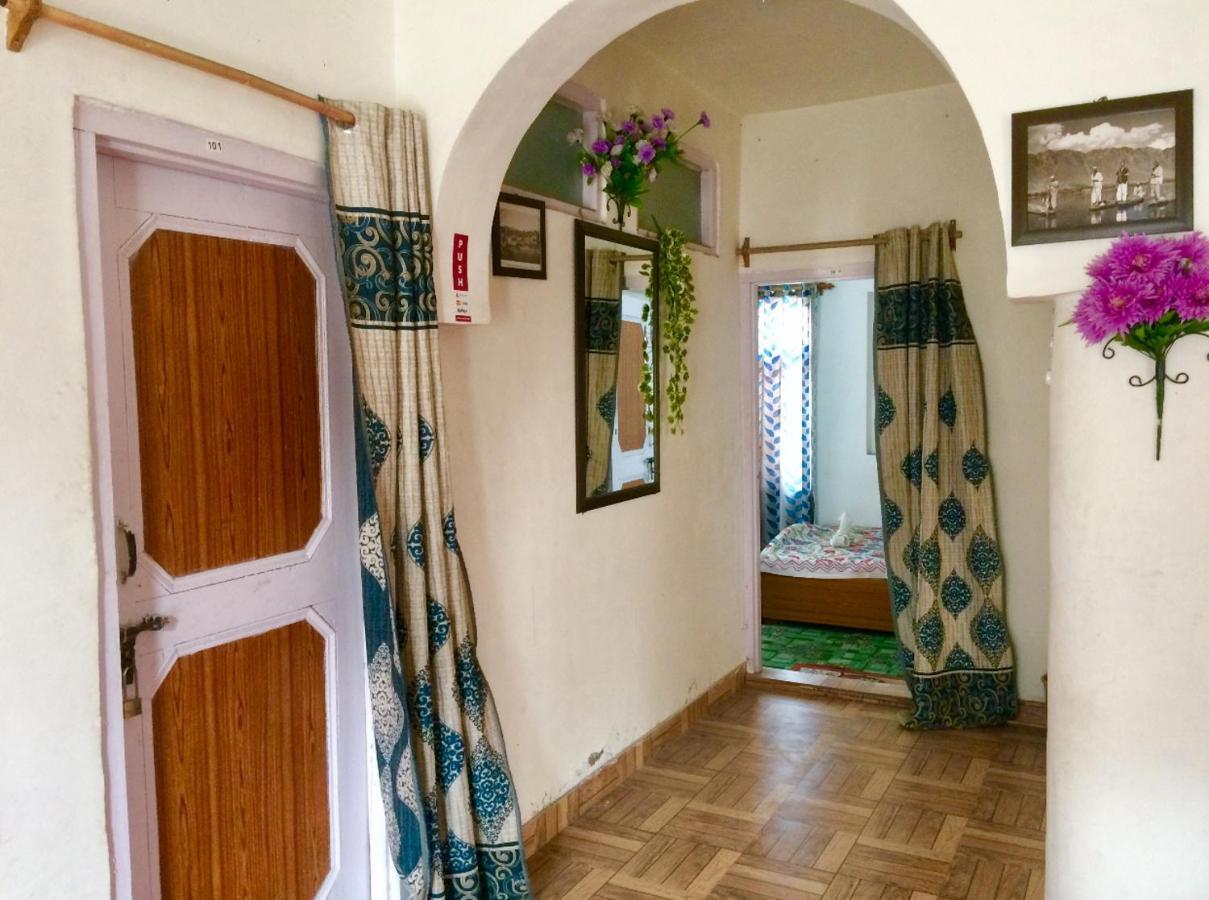 New World Apartment Srinagar  Luaran gambar