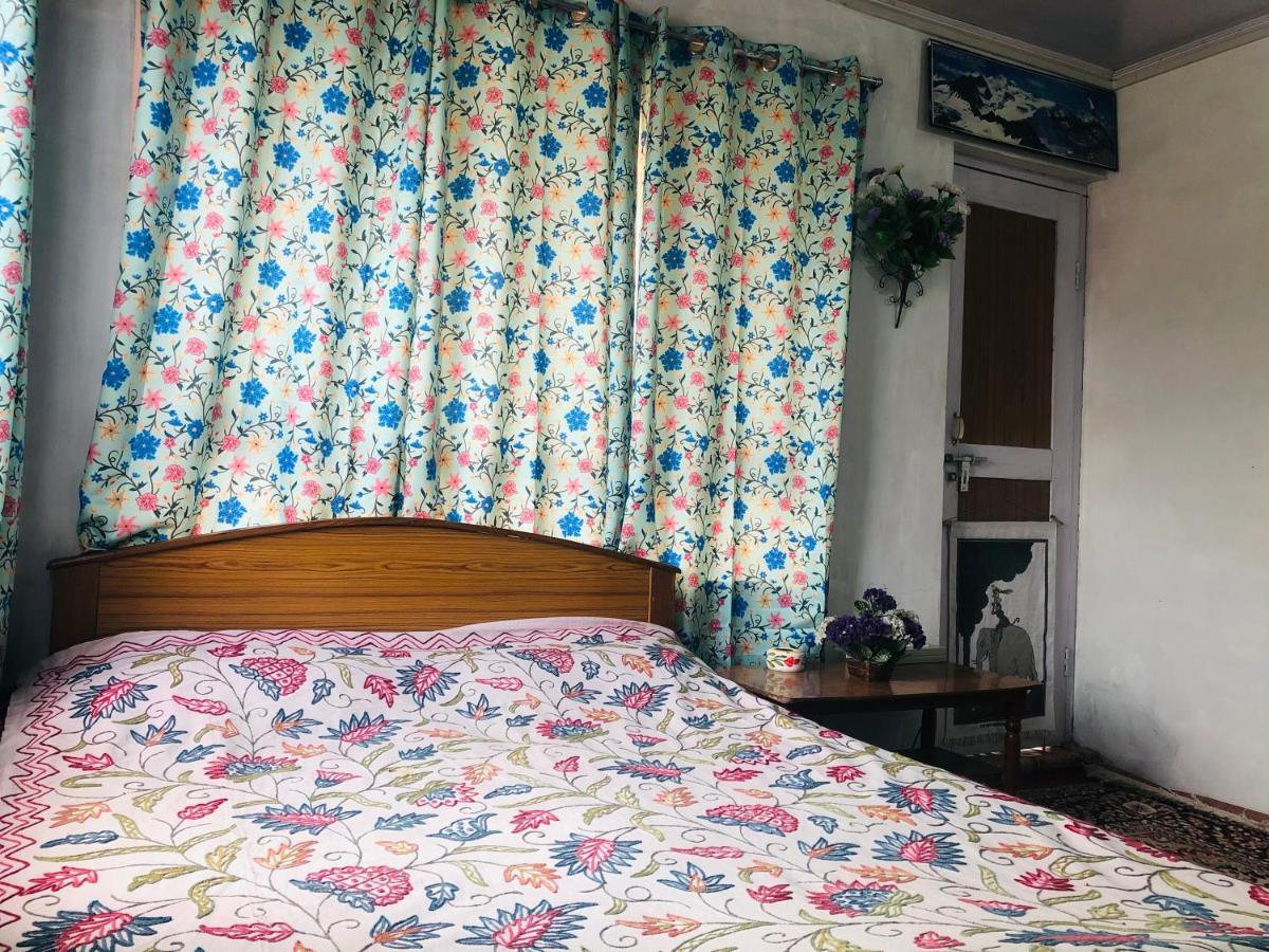 New World Apartment Srinagar  Luaran gambar
